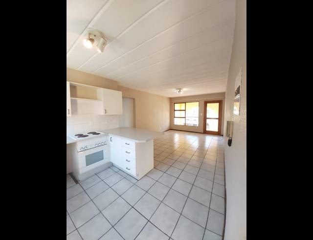 0 BEDROOM APARTMENT FOR SALE IN SUNDOWNER